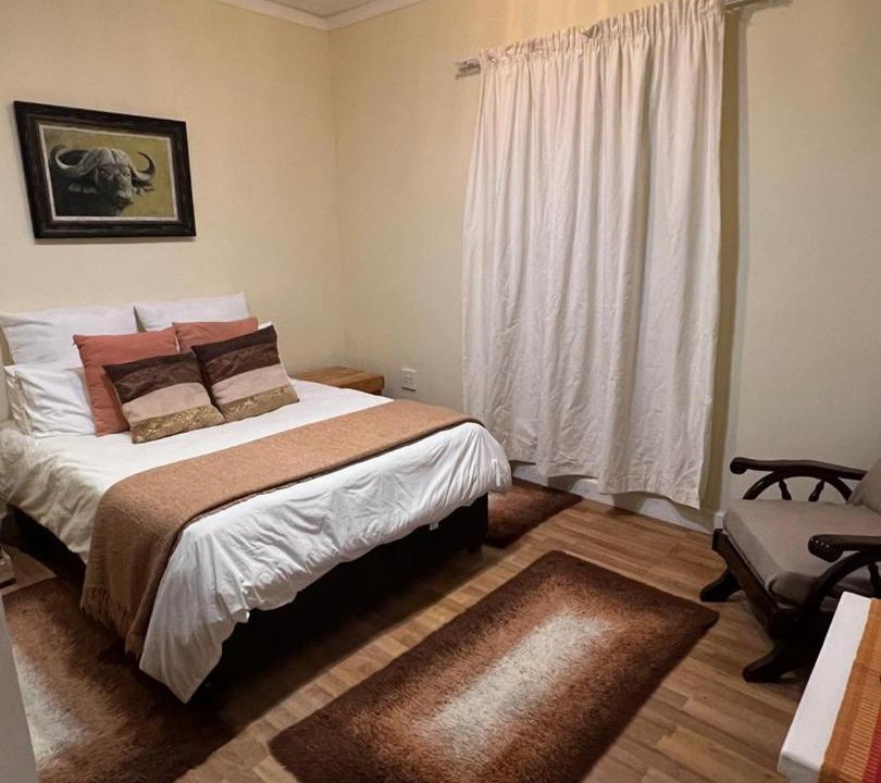 Photo of Bedroom in Somerset East
