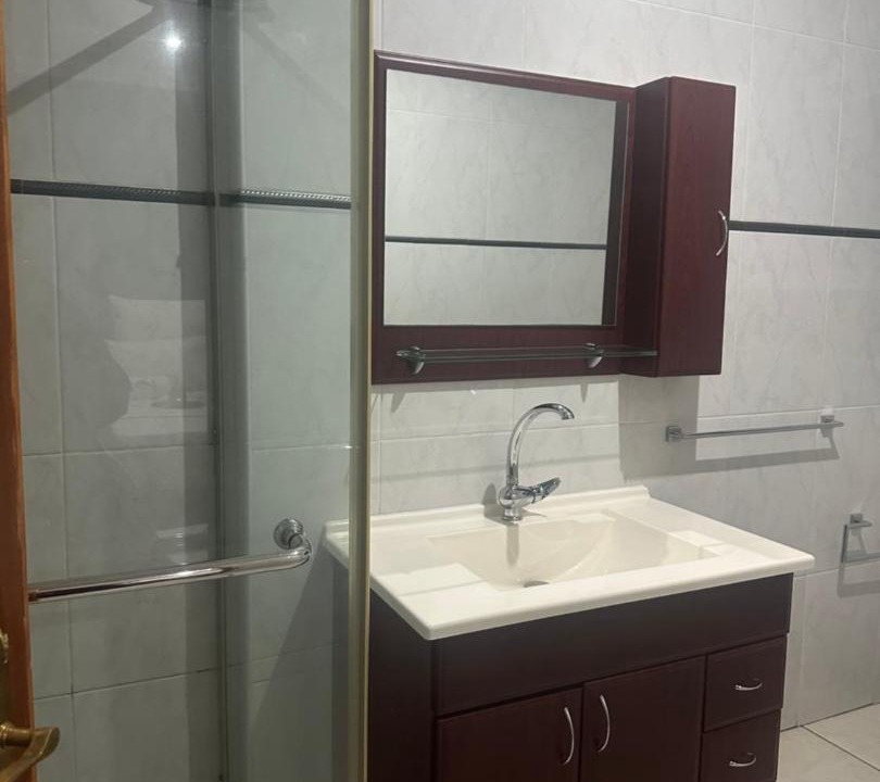 Photo of Bathroom in Emalahleni