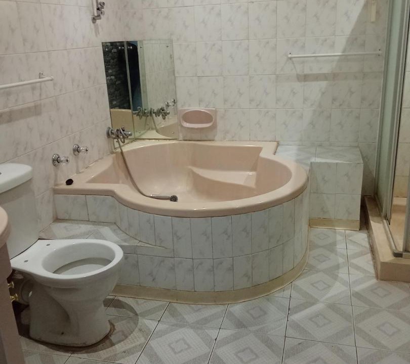 Photo of Bathroom in Zeerust