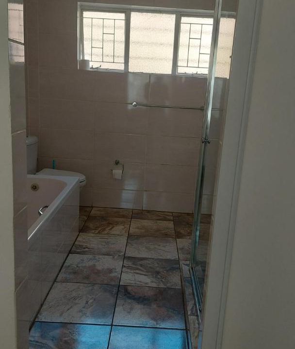 Photo of Bathroom in Waterkloof Glen