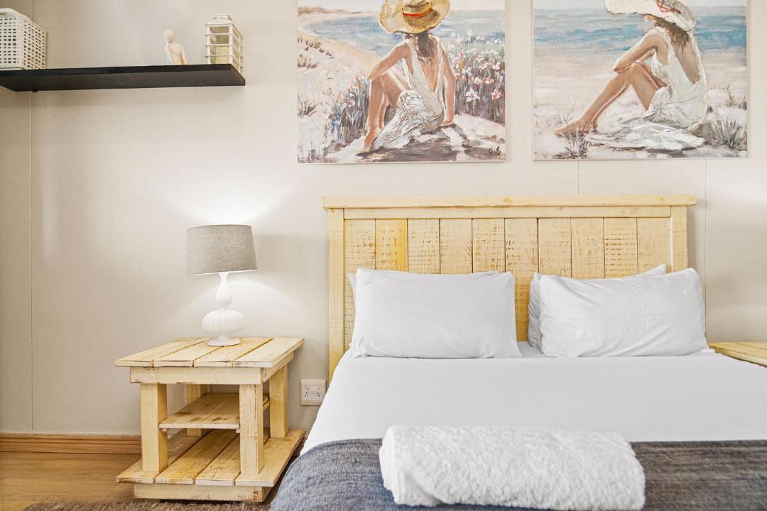 Photo of Bedroom in Westbrook