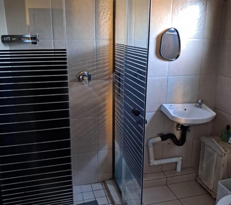 Photo of Bathroom in Greater Johannesburg Metropolitan Area
