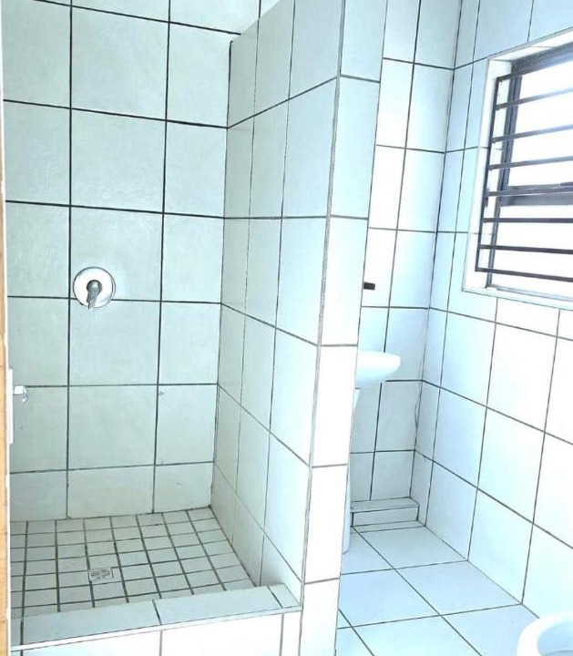 Photo of Bathroom in Nkowankowa