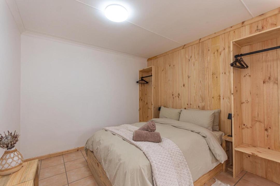 Photo of Bedroom in Wilderness Beach
