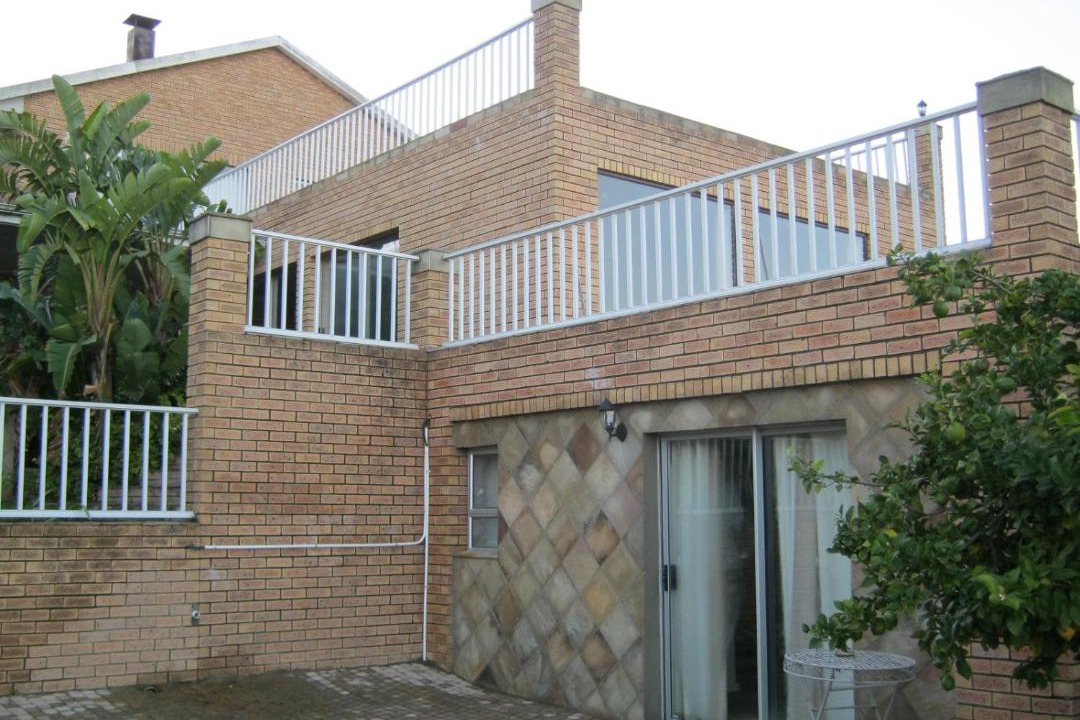 Photo of Buildings in Trawal