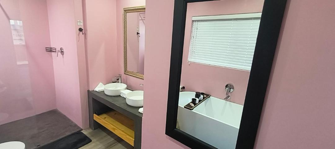 Photo of Bathroom in Yzerfontein