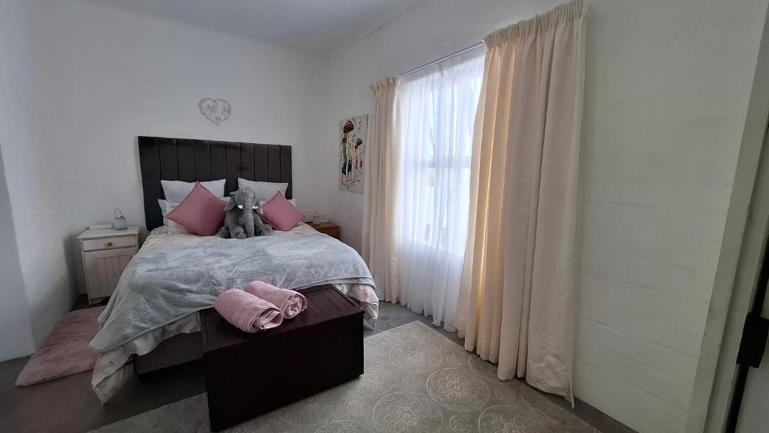 Photo of Bedroom in St. Helena Bay