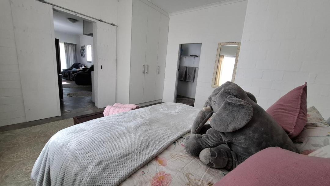 Photo of Bedroom in St. Helena Bay