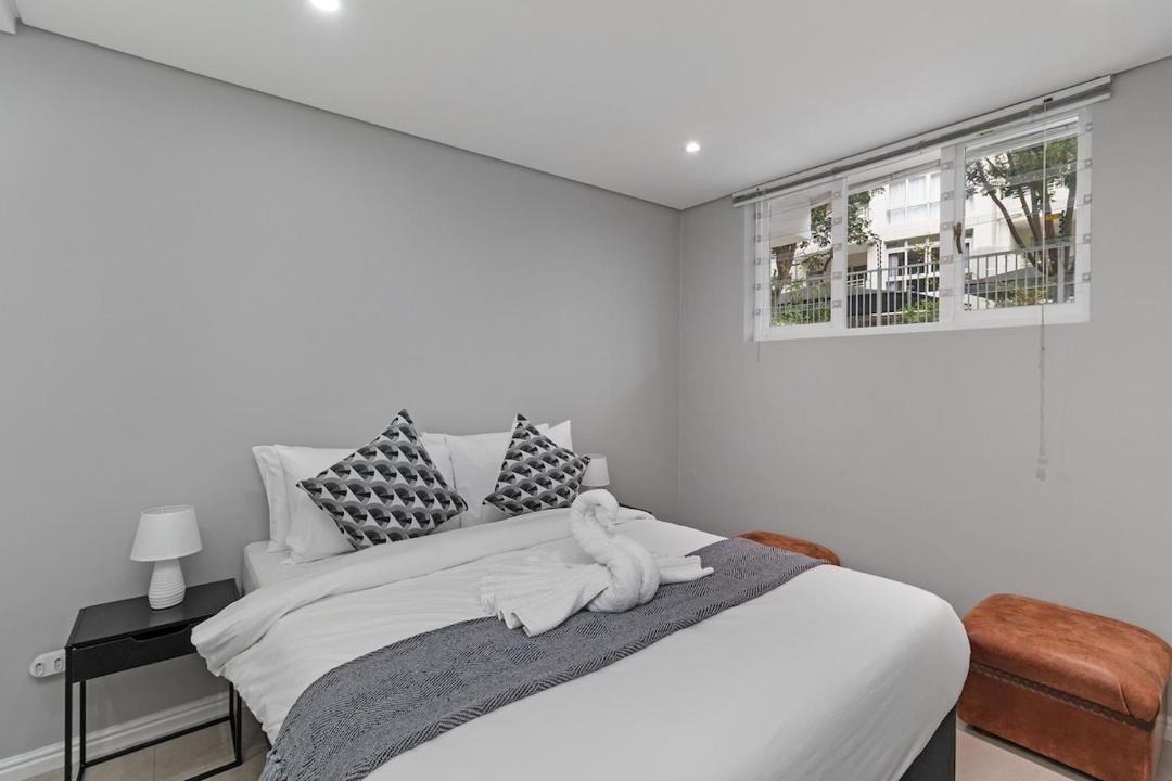 Photo of Bedroom in Lakeside