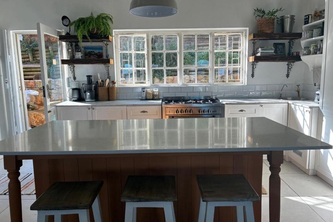 Photo of Kitchen in Redhill