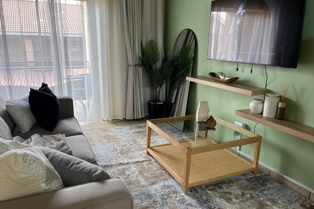Photo of Livingroom in Emalahleni