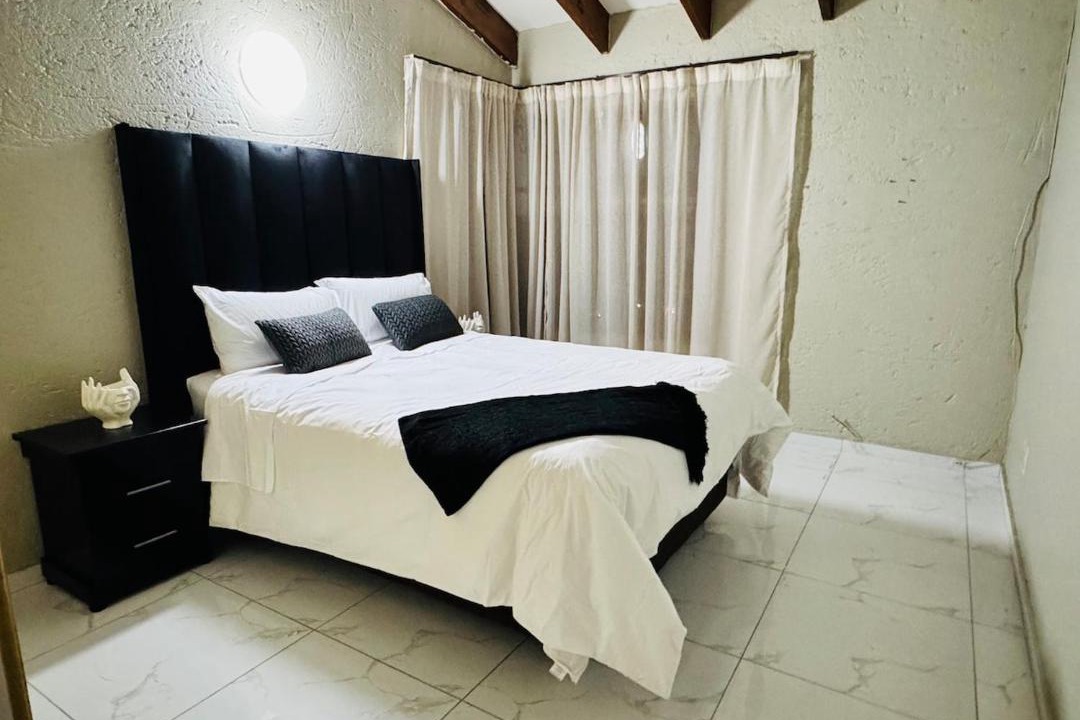 Photo of Bedroom in Woodmead