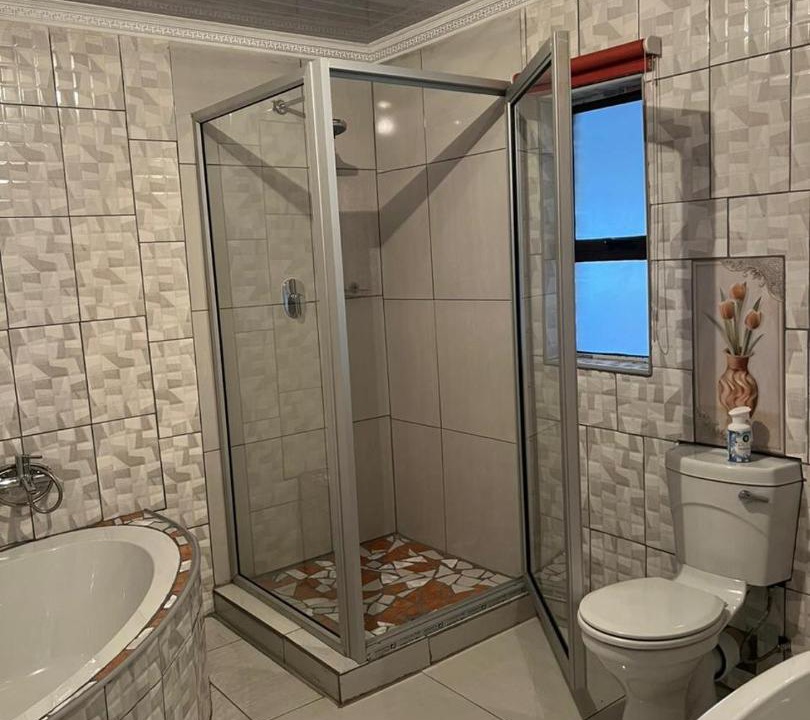 Photo of Bathroom in Moses Kotane