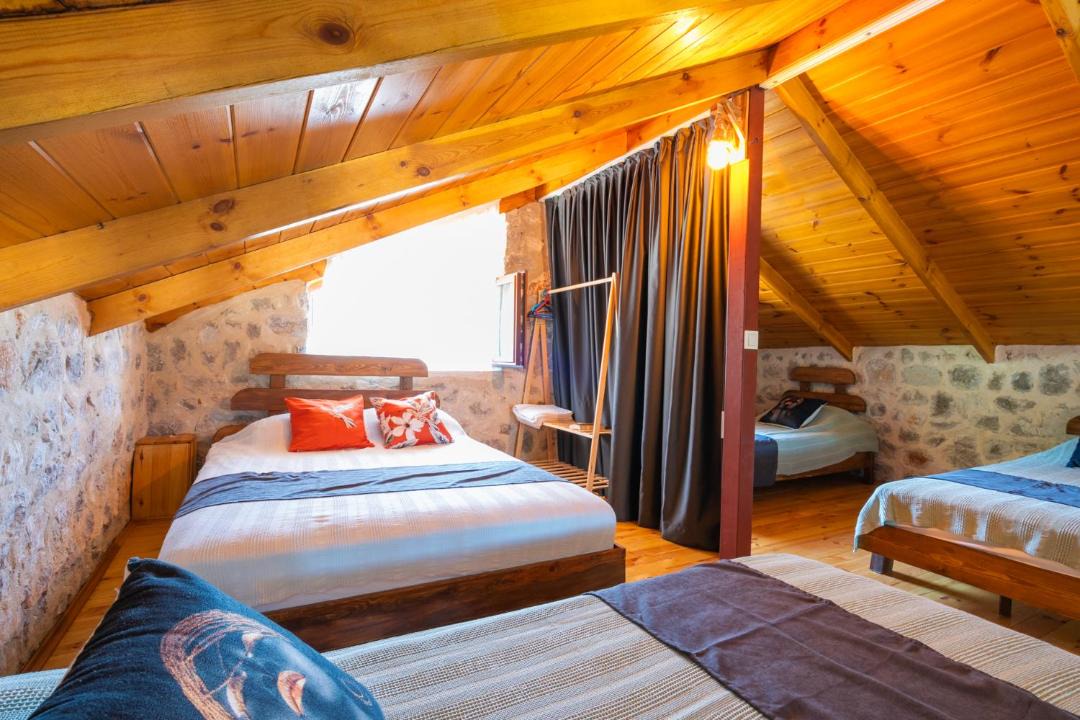 Photo of Bedroom in Avlana