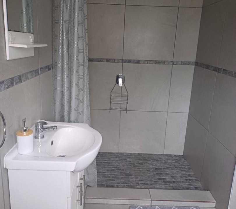 Photo of Bathroom in Struisbaai