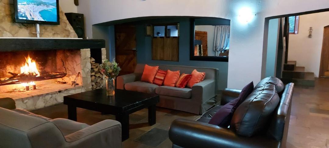 Photo of Livingroom in Stanford