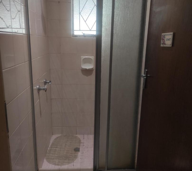 Photo of Bathroom in Universitas