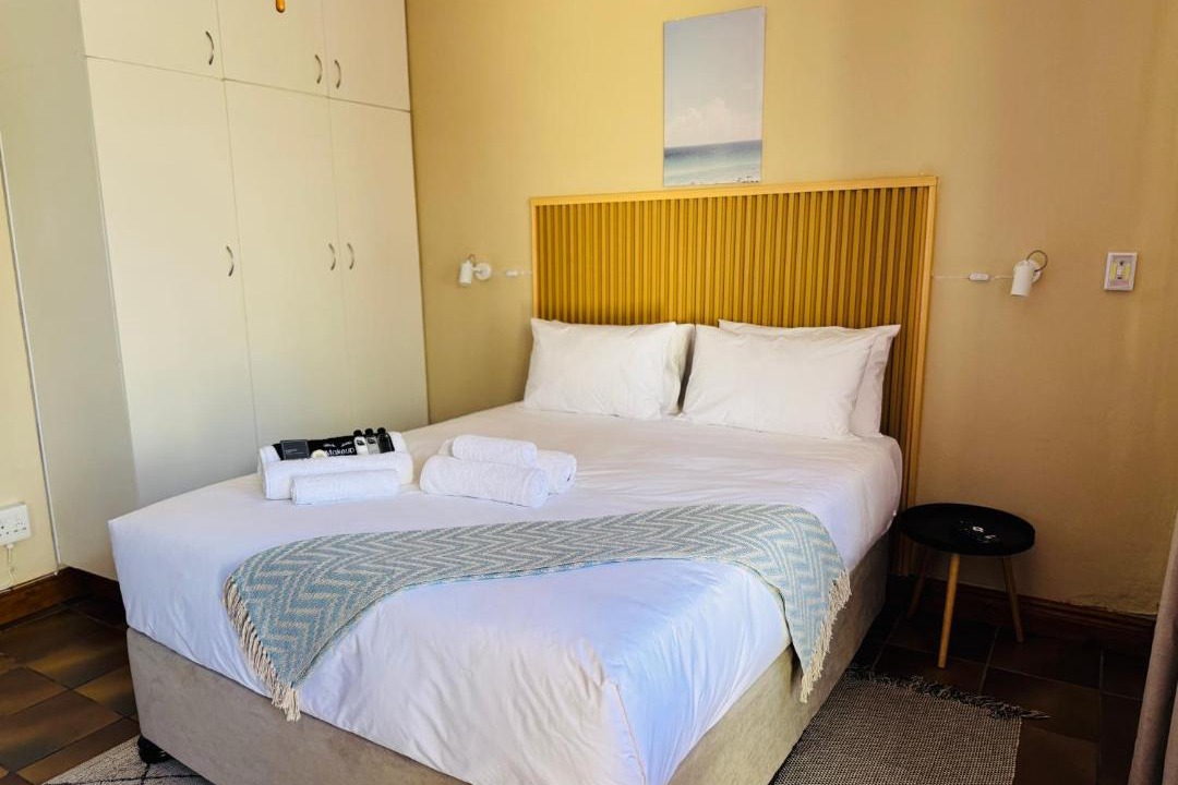 Photo of Bedroom in Pollok Beach