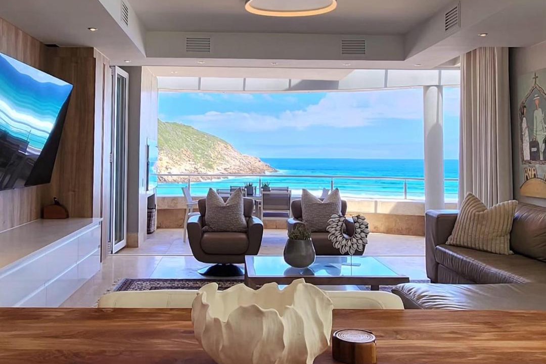 Photo of Livingroom in Herolds Bay