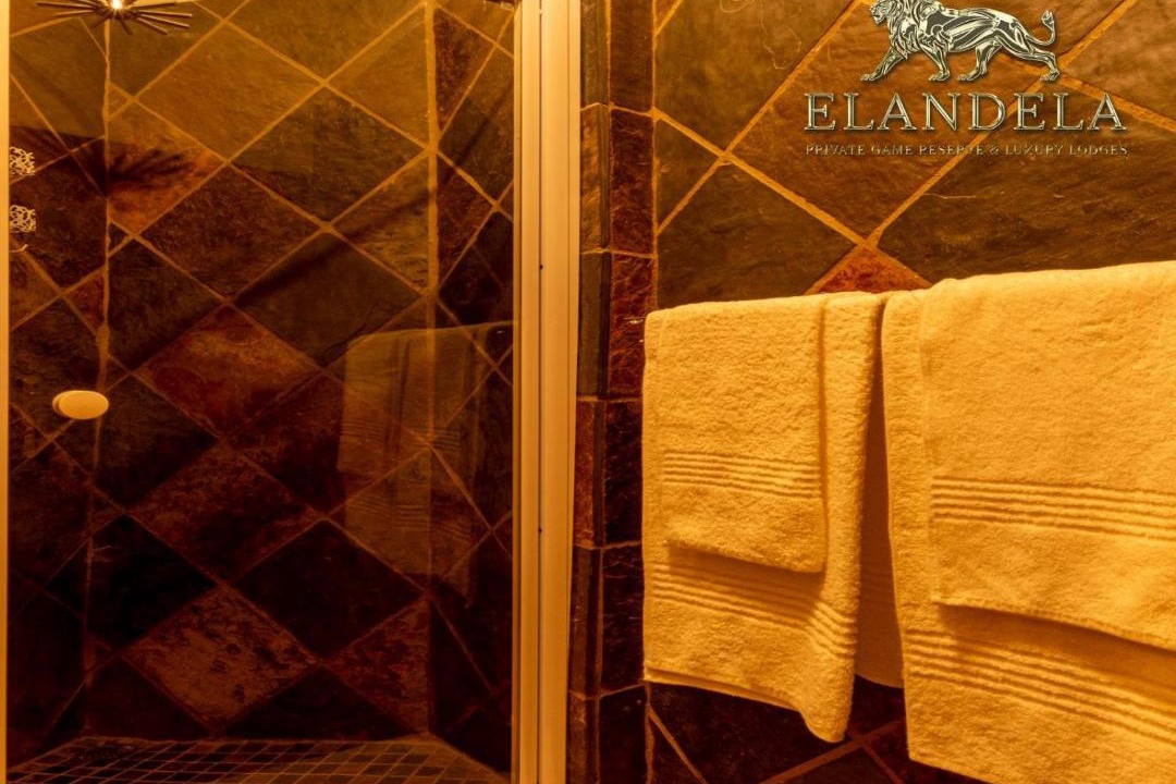 Photo of Bathroom in Thorny Bush Game Reserve