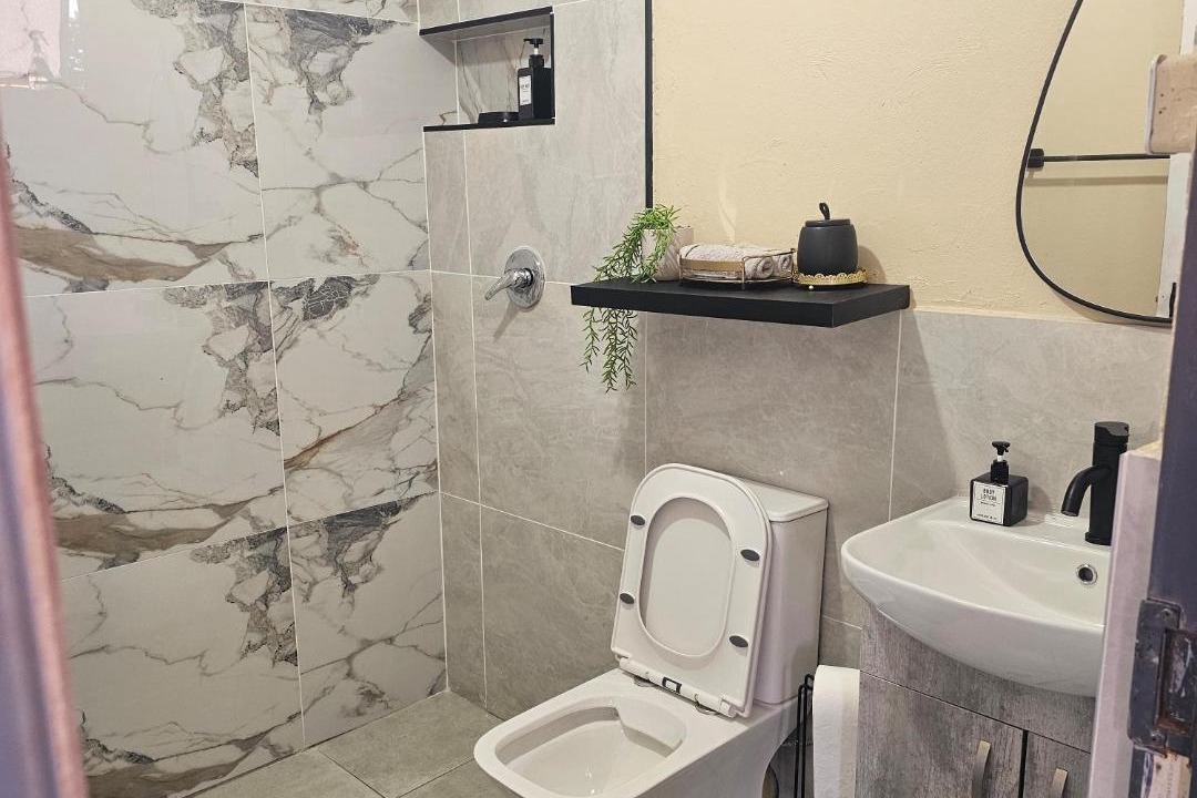 Photo of Bathroom in Bezuidenhout Valley
