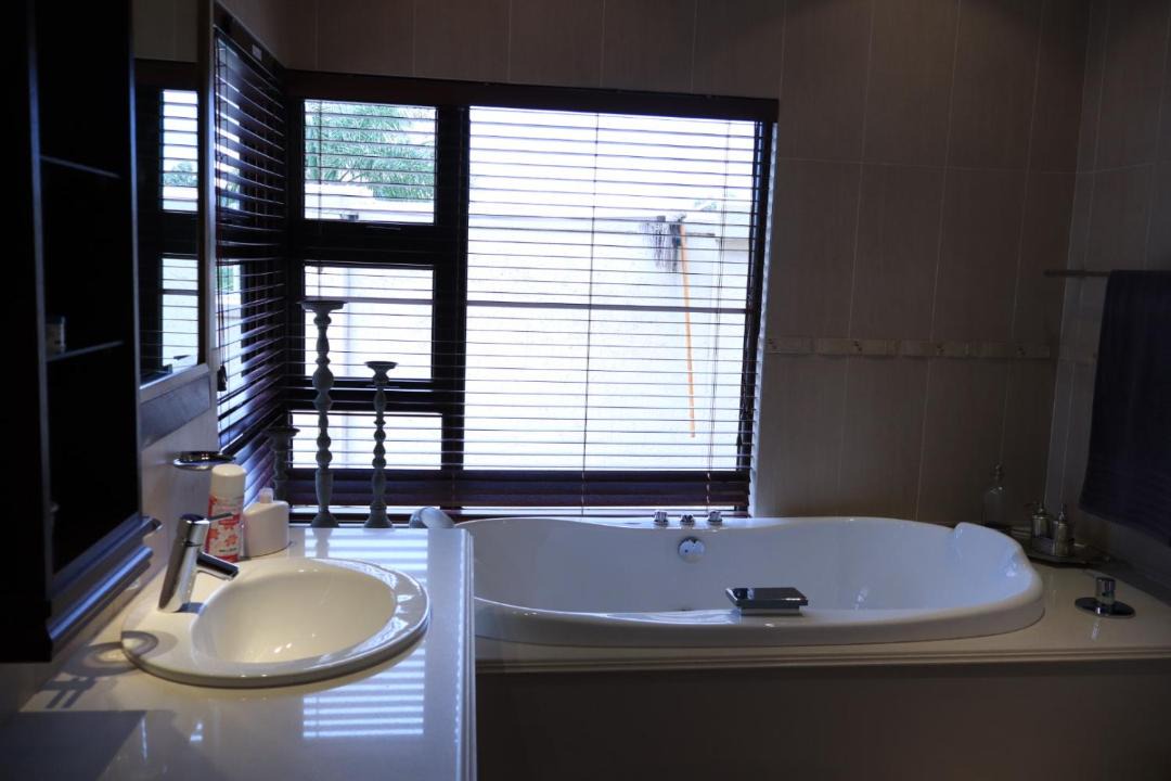 Photo of Bathroom in Hartbeespoort