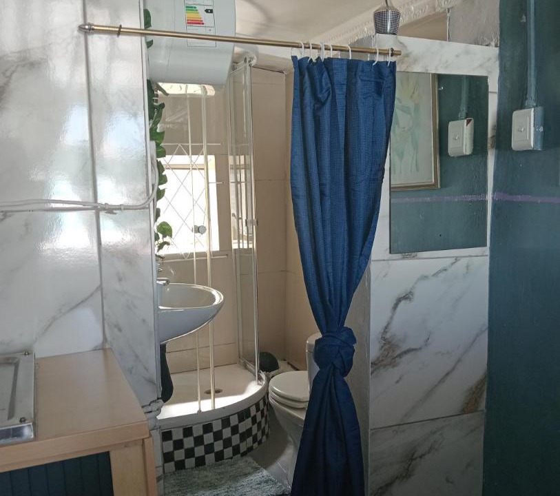 Photo of Bathroom in Mowbray