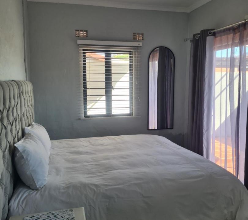 Photo of Bedroom in Bluff