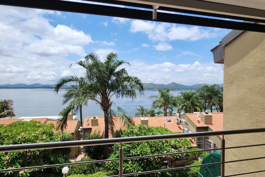 Photo of Patio Balcony in Kosmos