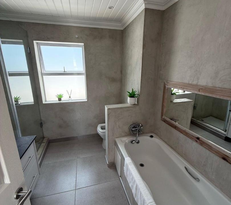 Photo of Bathroom in Pinnacle Point