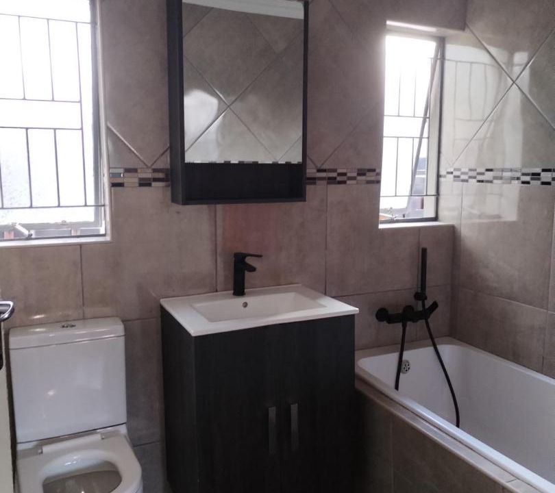 Photo of Bathroom in Secunda