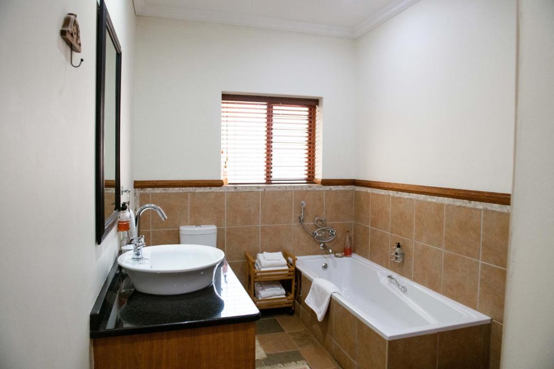 Photo of Bathroom in Baileys Muckleneuk