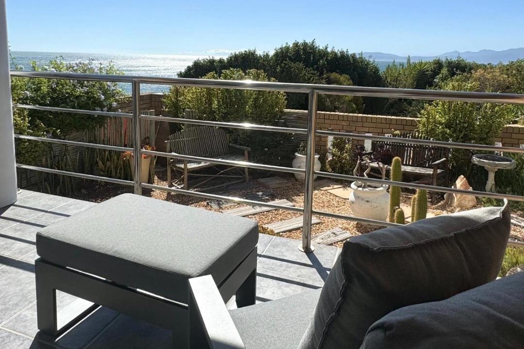 Photo of Patio Balcony in De Kelders