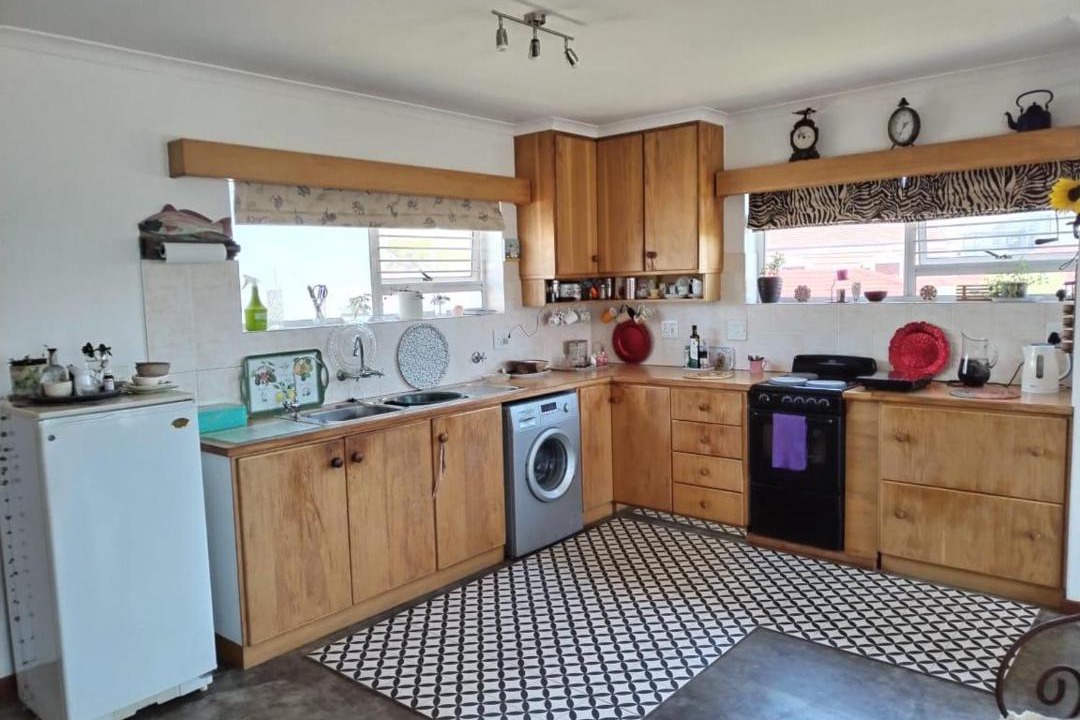 Photo of Kitchen in Pringle Bay