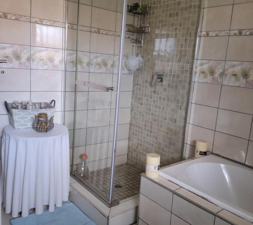 Photo of Bathroom in Brakpan