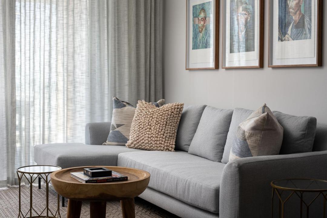 Photo of Livingroom in Redhill
