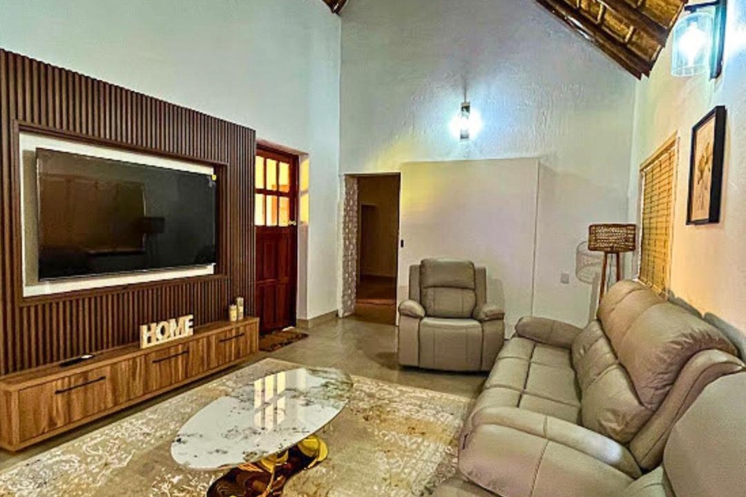 Photo of Livingroom in Greater Johannesburg Metropolitan Area
