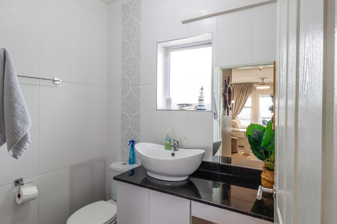 Photo of Bathroom in Manaba Beach