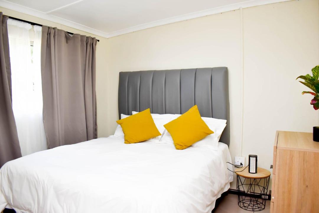 Photo of Bedroom in Grahamstown