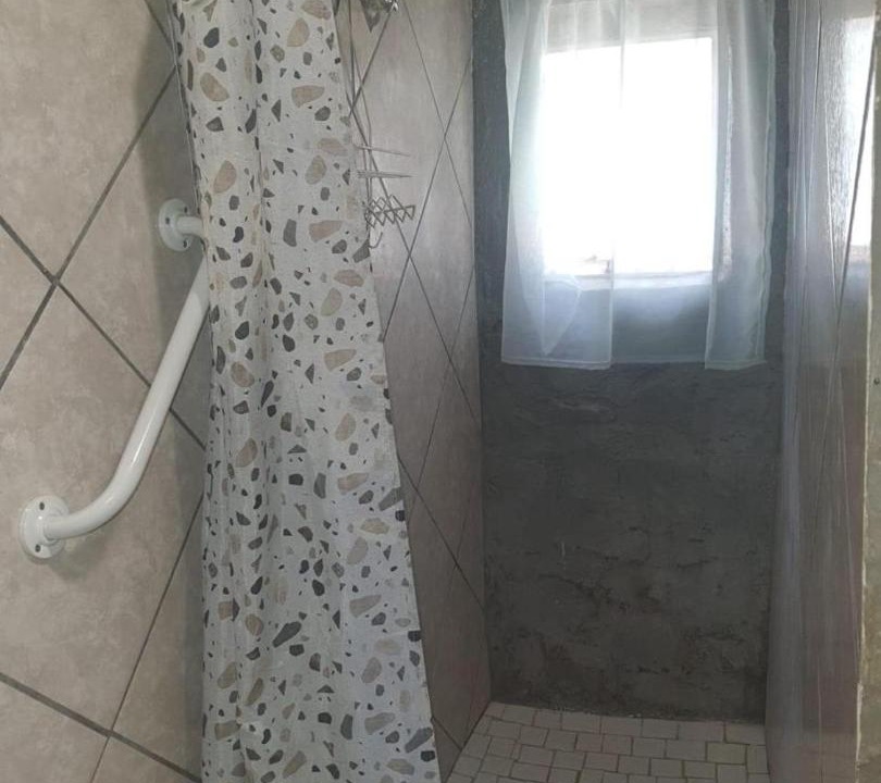 Photo of Bathroom in Broederstroom