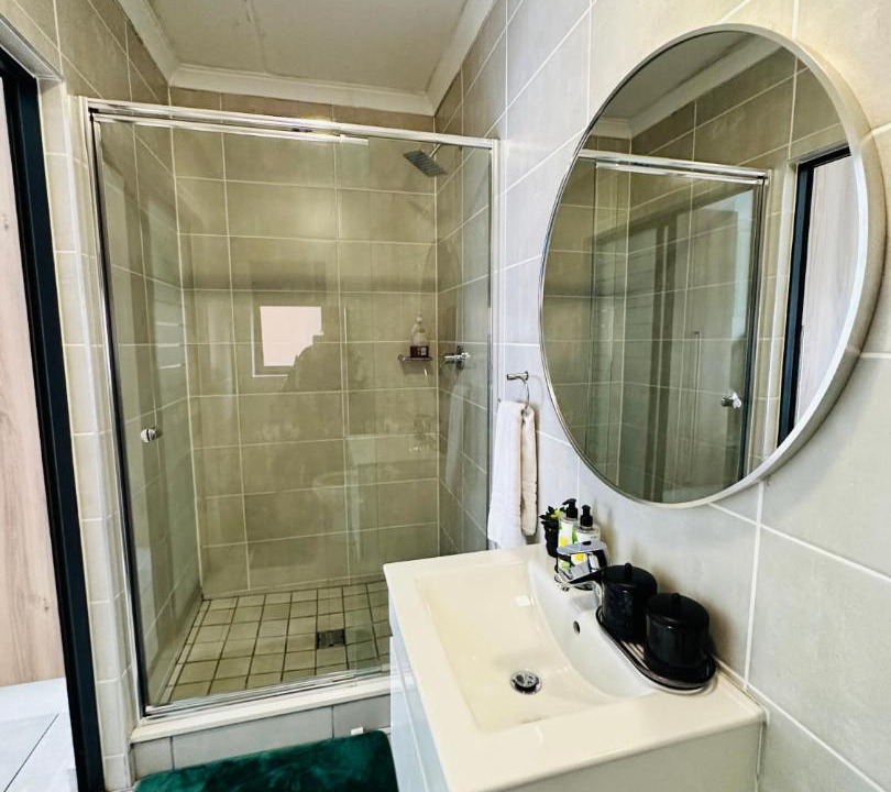 Photo of Bathroom in The Willows