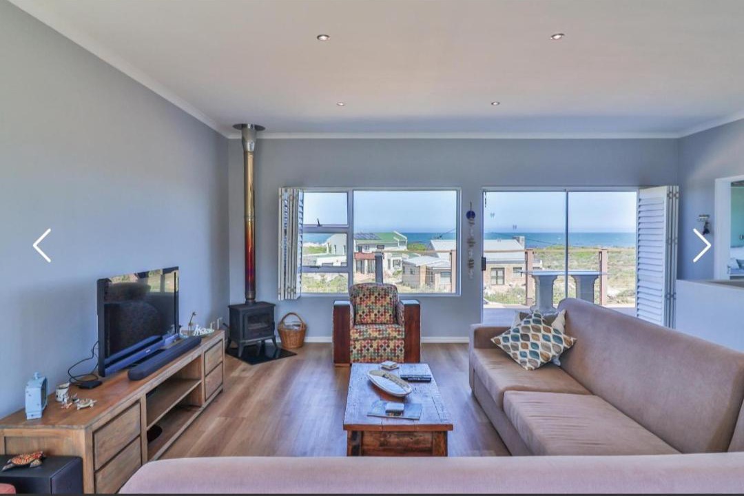 Photo of Livingroom in Betty's Bay