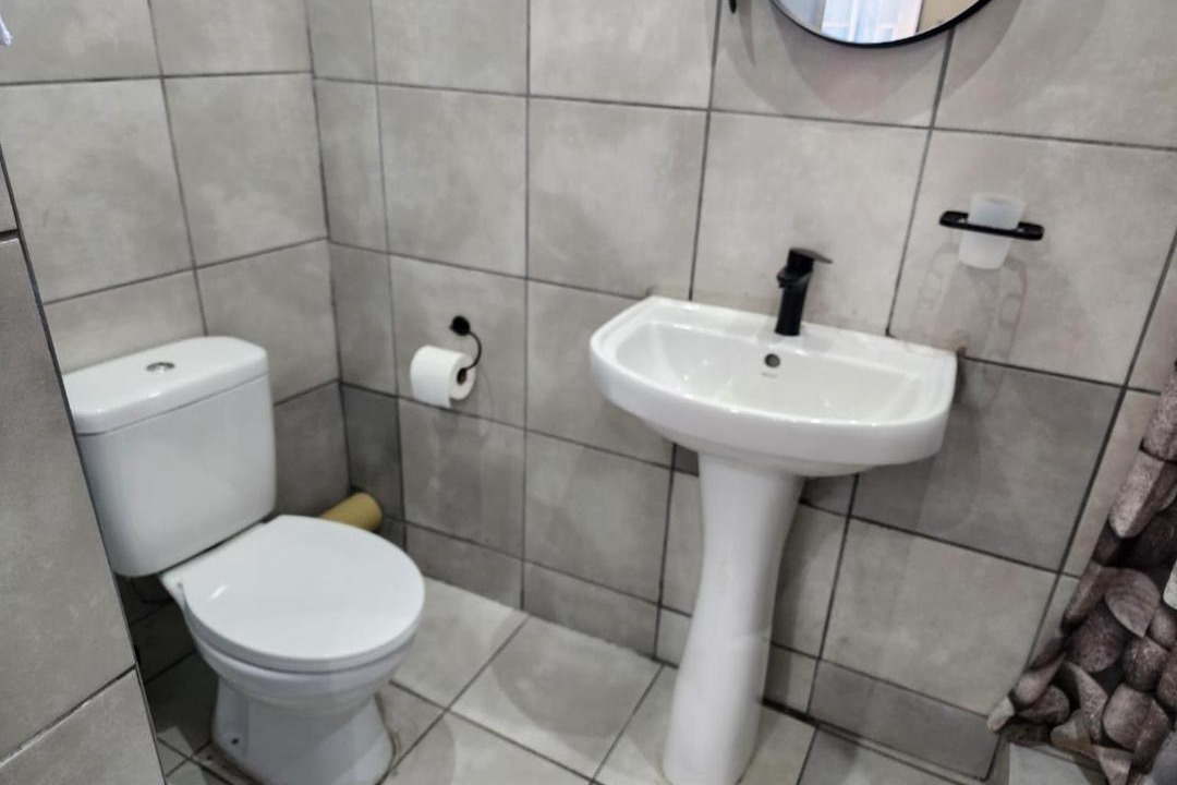 Photo of Bathroom in Greater Johannesburg Metropolitan Area