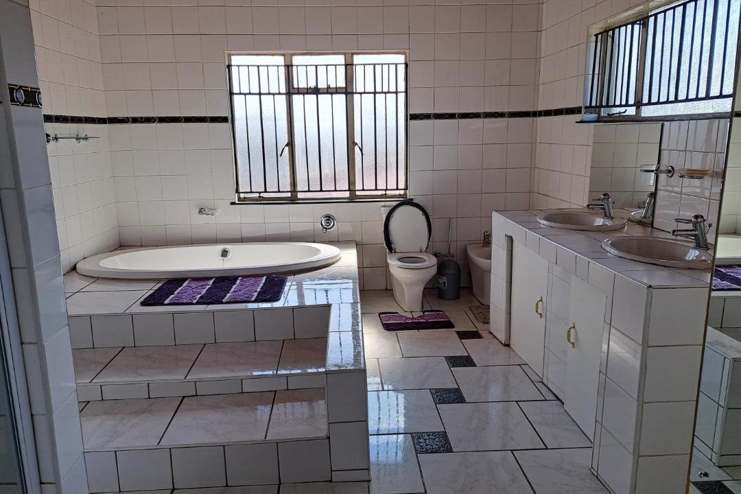 Photo of Bathroom in Brakpan