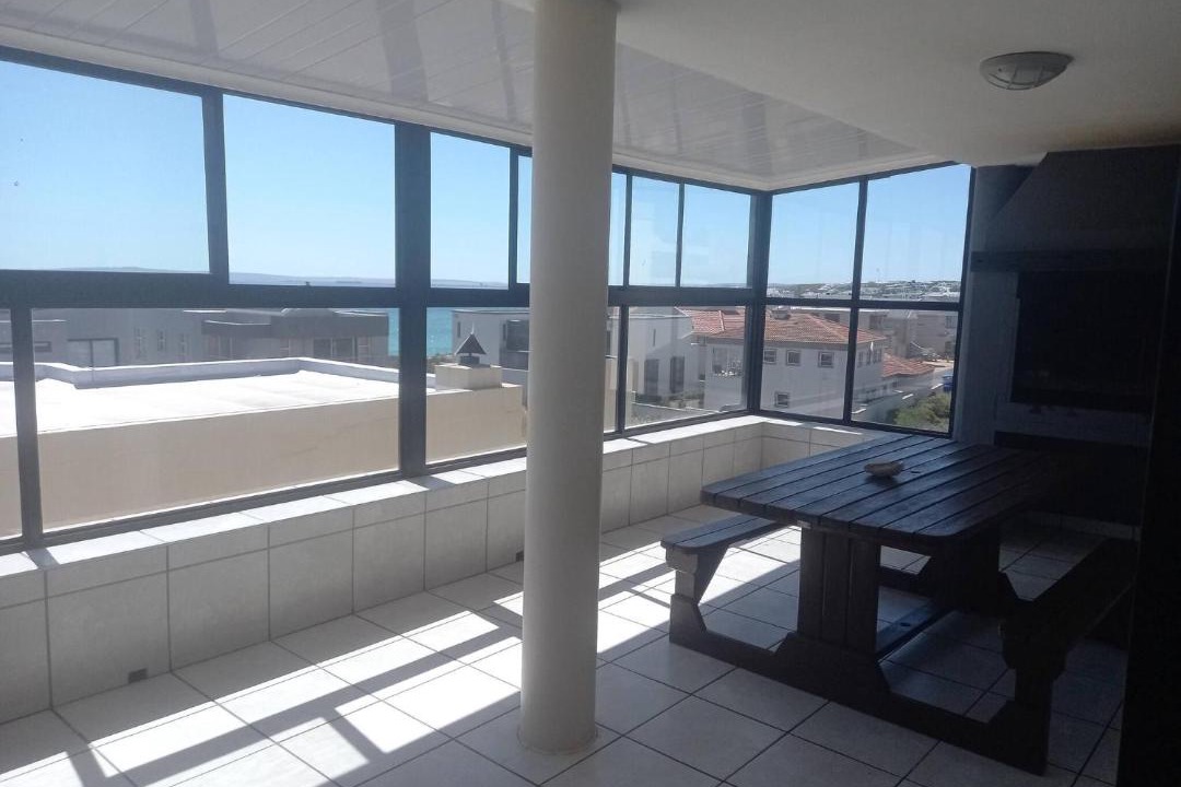 Photo of Patio Balcony in Calypso Beach