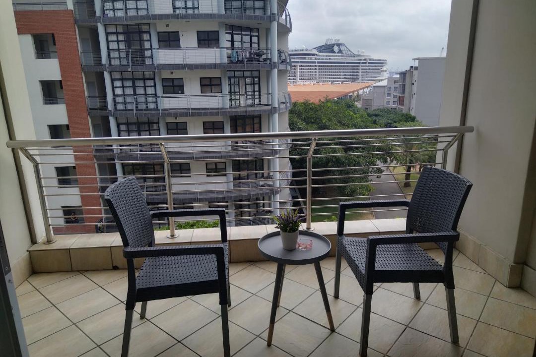 Photo of Patio Balcony in Durban Point