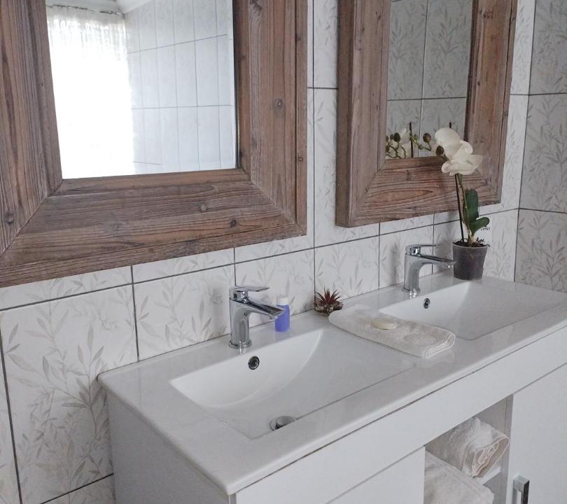 Photo of Bathroom in Parys