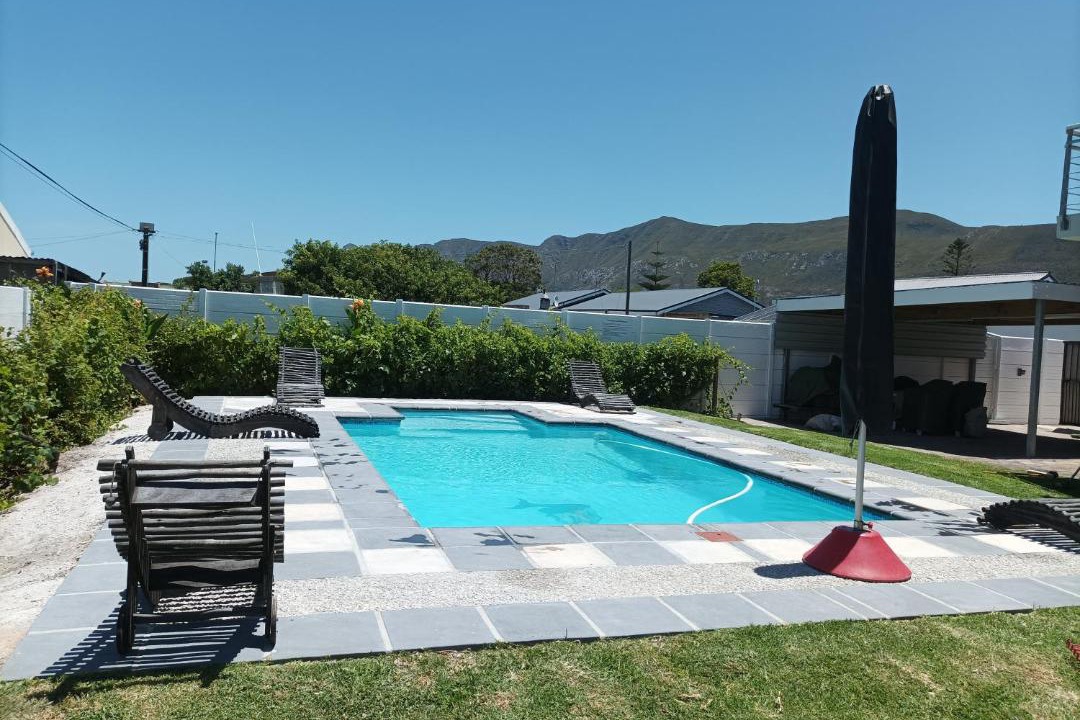 Photo of Others in Sandbaai