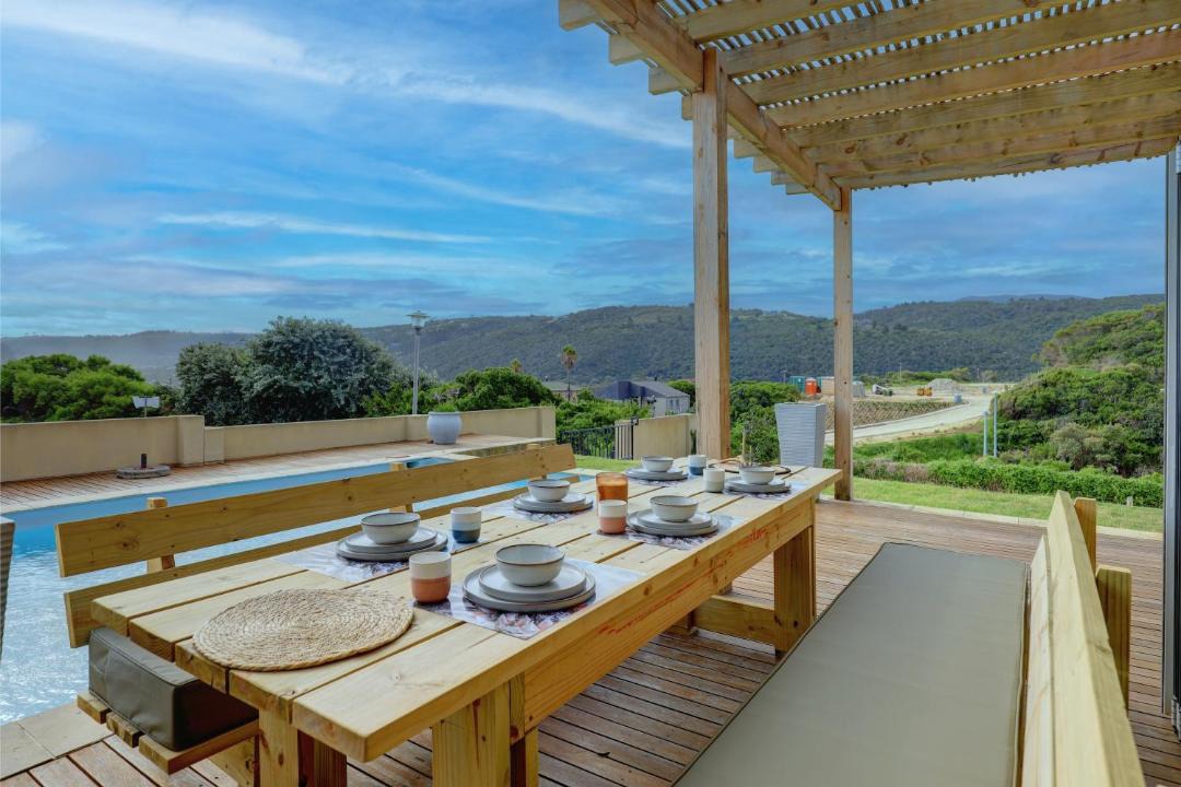 Photo of Patio Balcony in Wilderness Beach