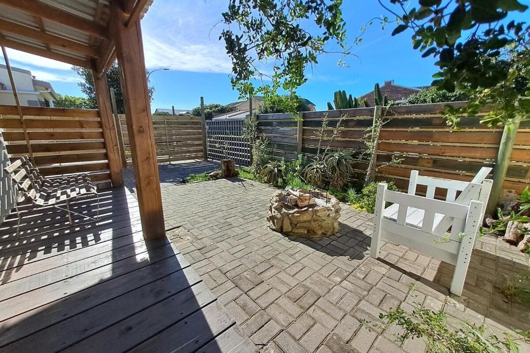 Photo of Patio Balcony in Jeffreys Bay